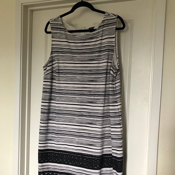 Ann Taylor Dress - Picture 1 of 4